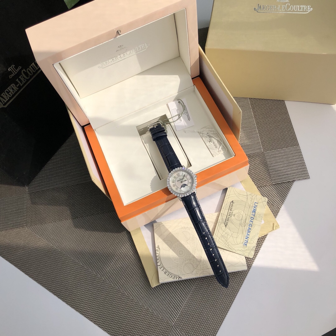 El último reloj para mujer Sun Moon Star de Jaeger-LeCoultre Date Master 2019 está hecho de acero inoxidable …