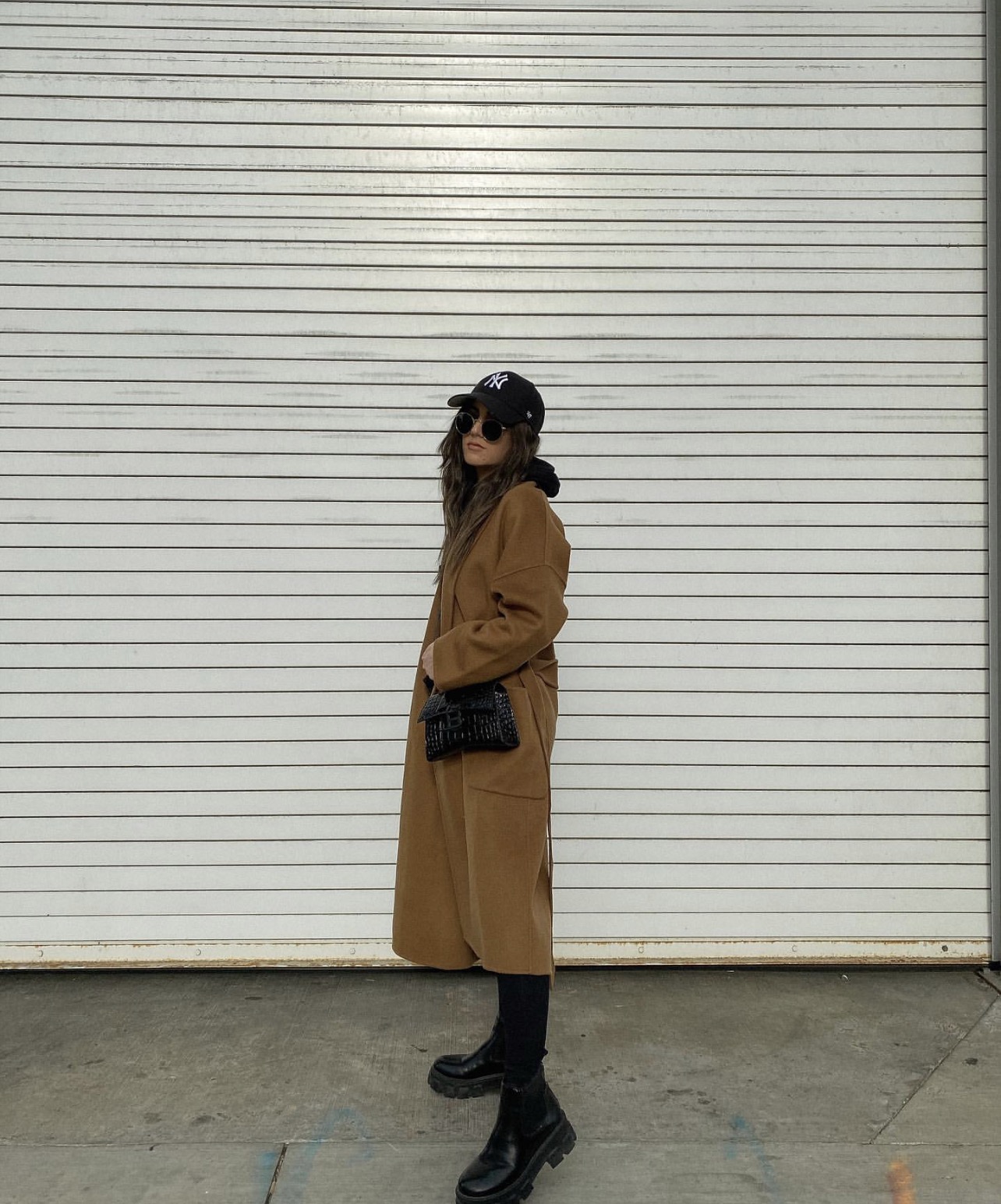 Balenciaga Hourglass XS 19CM BAG 鳄鱼纹沙漏包 592833黑色/黑扣