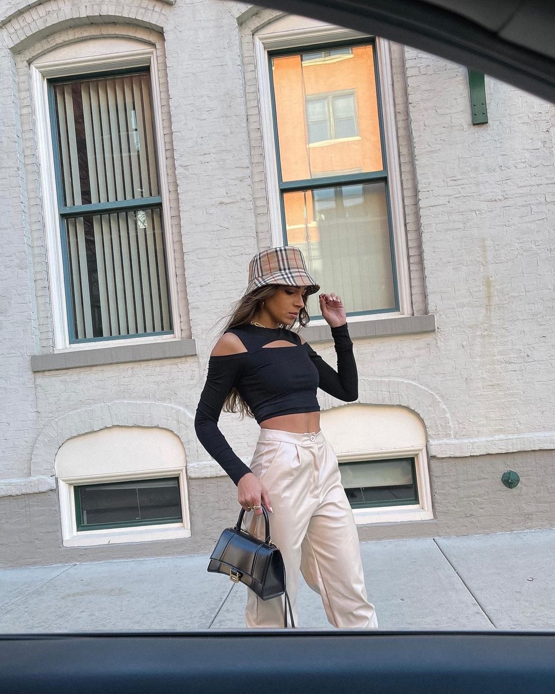 Balenciaga Hourglass S 23CM 平纹纹沙漏包 593546黑色/金扣