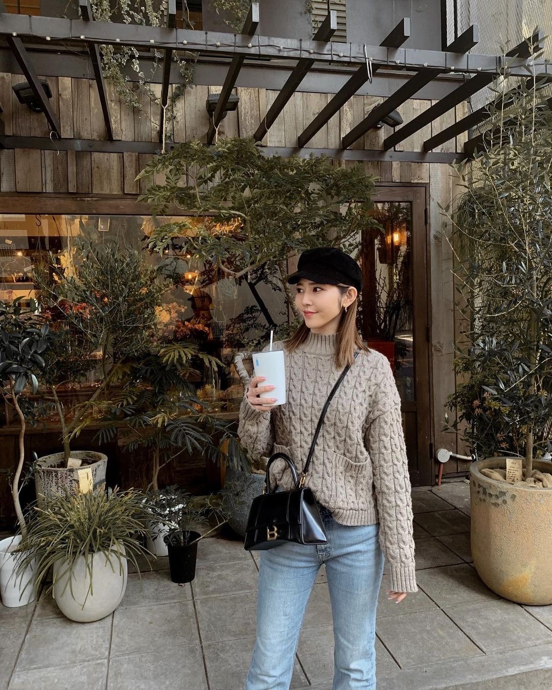 Balenciaga Hourglass S 23CM 平纹纹沙漏包 593546黑色/金扣