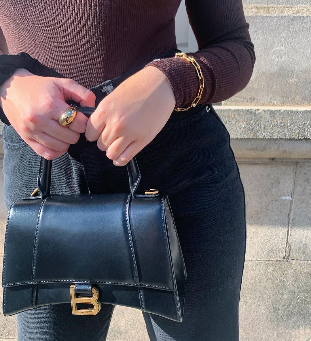 Balenciaga Hourglass S 23CM 平纹纹沙漏包 593546黑色/金扣