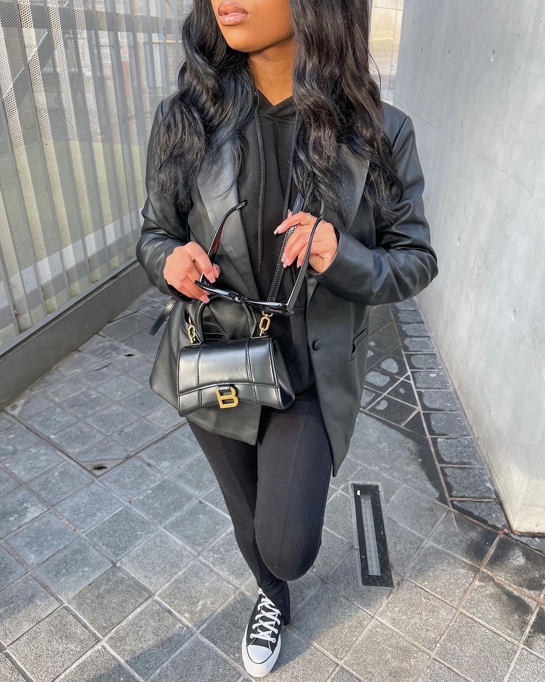 Balenciaga Hourglass XS 19CM BAG 平纹沙漏包 592833黑色/金扣