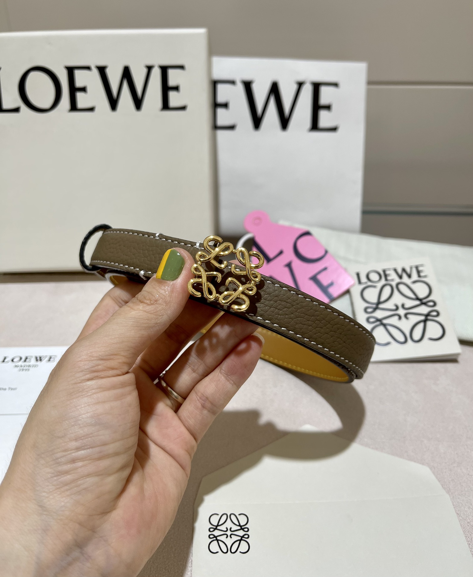 原厂正品级别Loewe罗意威新款光滑