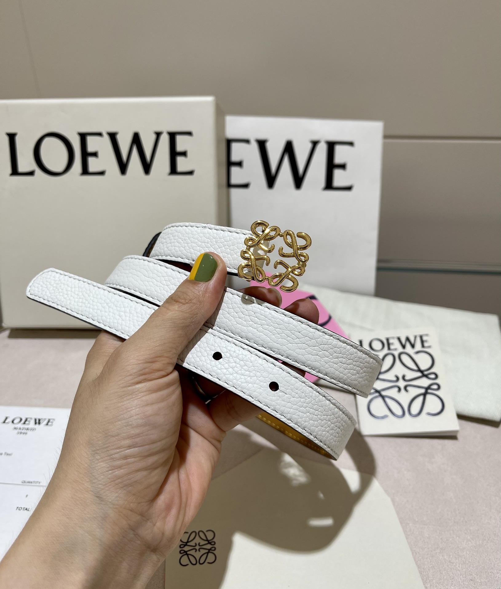 原厂正品级别Loewe罗意威新款光滑