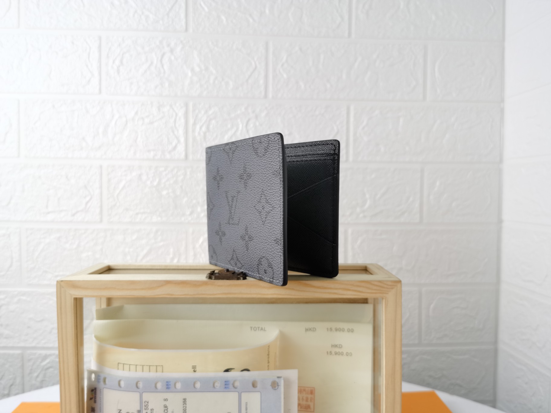 ダミエグラフィット財布 - シンプルで洗練されたデザイン