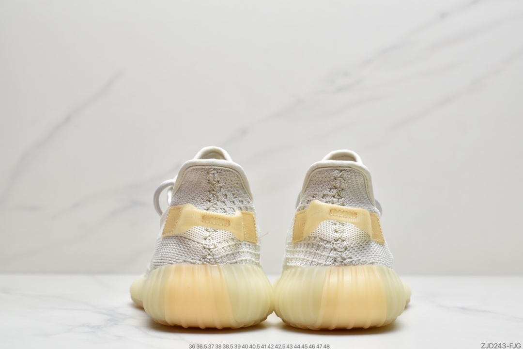 240 阿迪达斯 Yeezy Boost 350 V2 “Light” 「黄油紫外线浅变」 GY3438