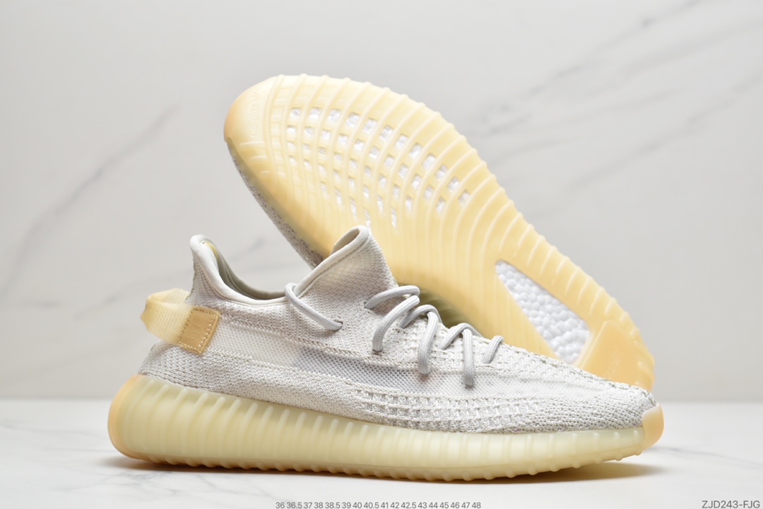 240 阿迪达斯 Yeezy Boost 350 V2 “Light” 「黄油紫外线浅变」 GY3438