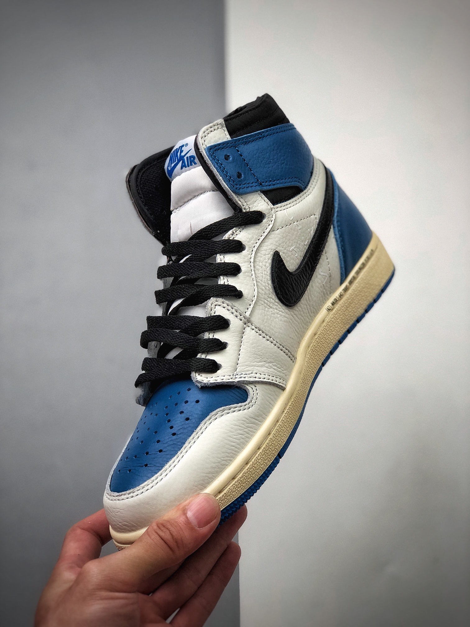280  Air Jordan 1 Retro High OG 高帮 倒勾黑曜石 AJ1 乔丹1代  DH3227-105
