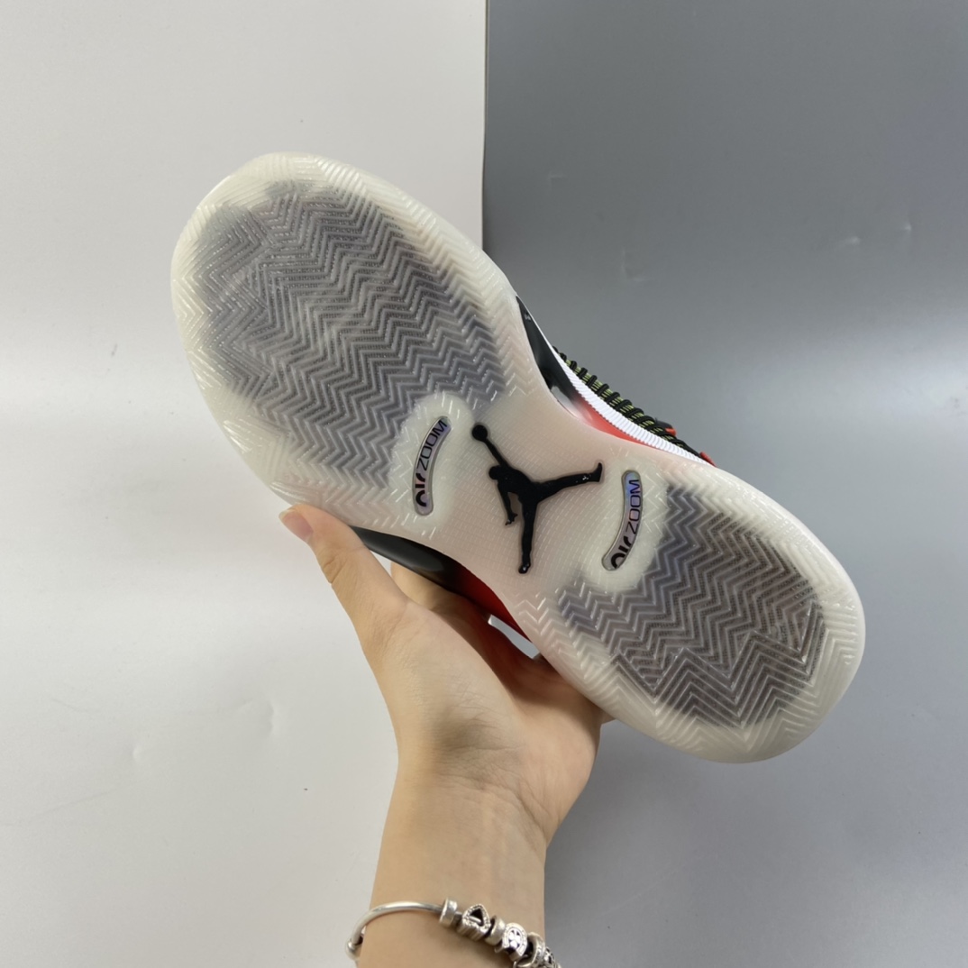 P240 NIKE Air Jordan XXXV Sp-Tp Pf AJ35代 科技镂空底缓震篮球鞋 DD2234-001