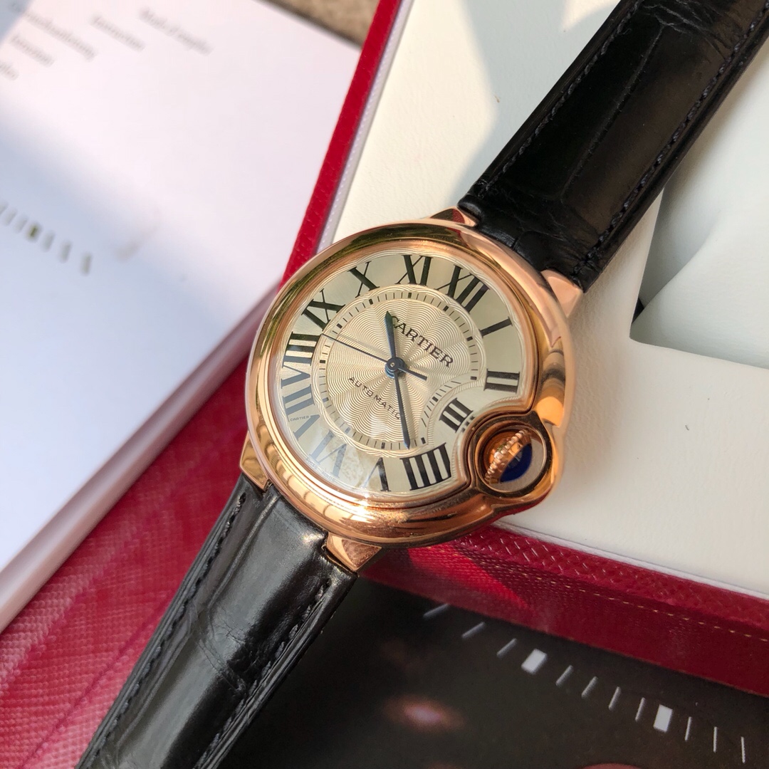 Lacoste 美洲鳄鱼皮款卡家蓝气球系列 女款36mm、33mm机械到货 另配送进口小牛皮 机械表相比石英表虽然高端