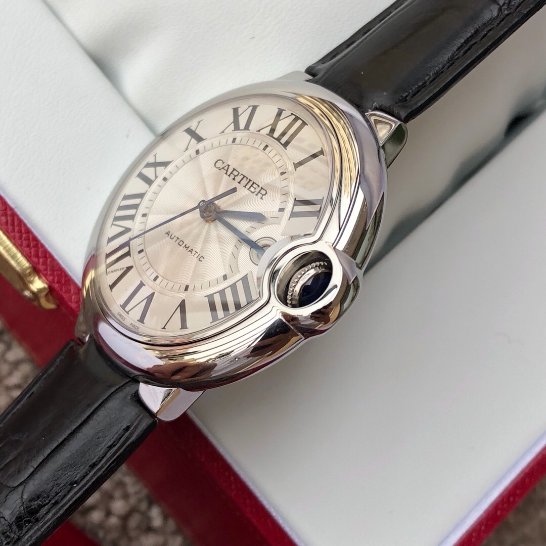 Cartier 卡地亚蓝气球，机械 ，男款42mm女款33mm，鳄鱼皮,配钢带