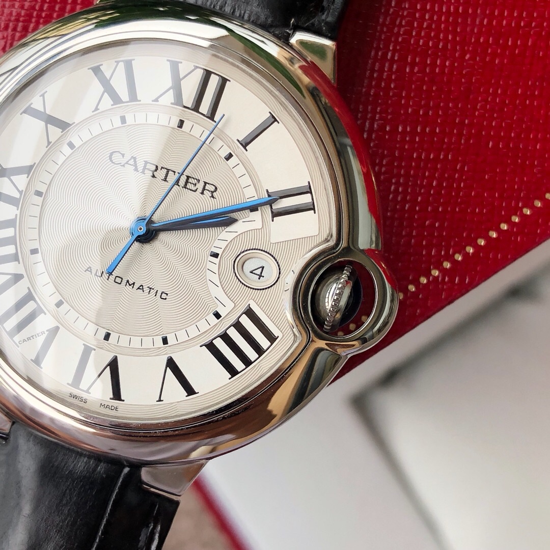 Cartier 卡地亚蓝气球，机械 ，男款42mm女款33mm，鳄鱼皮,配钢带
