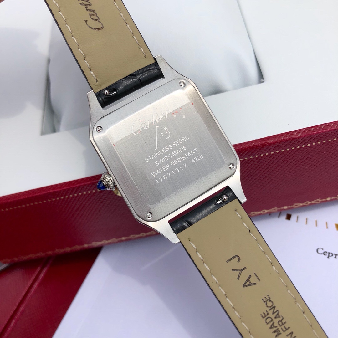 Cartier 卡地亚CARTIER山度士系列 瑞士石英手表 所有配件可与 互换 三码合一 表盘女款直径38