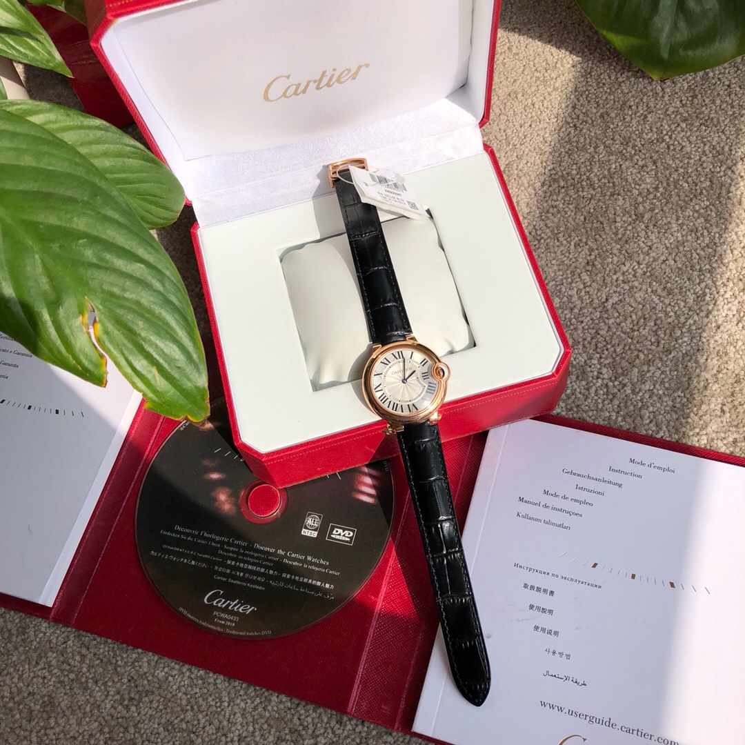 Se acerca el Globo Azul Cuarzo Cartier. Actualmente uno de los estilos más populares del mundo, el reloj insi…