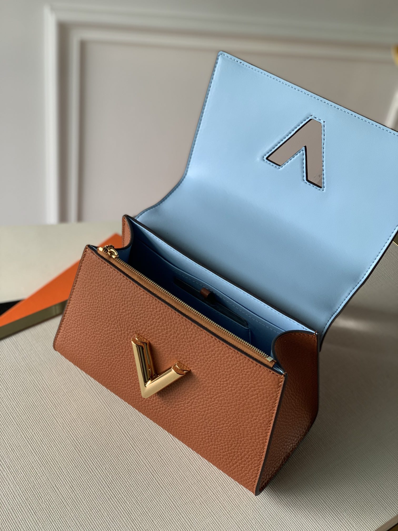 Louis Vuitton LV Twist One Handle PM Bag M57897
