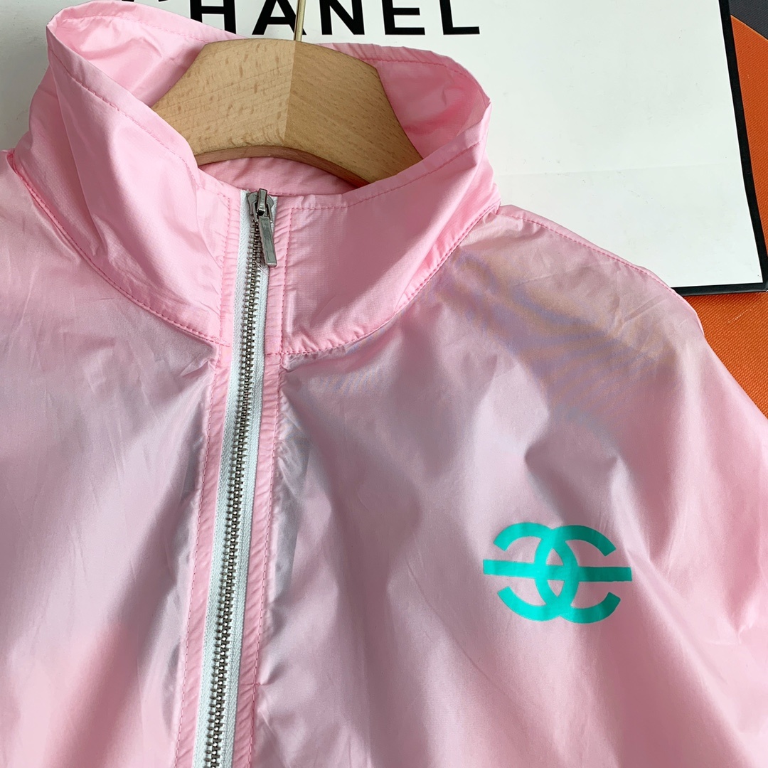 Chanel恶搞印花印花撞色防晒衣图