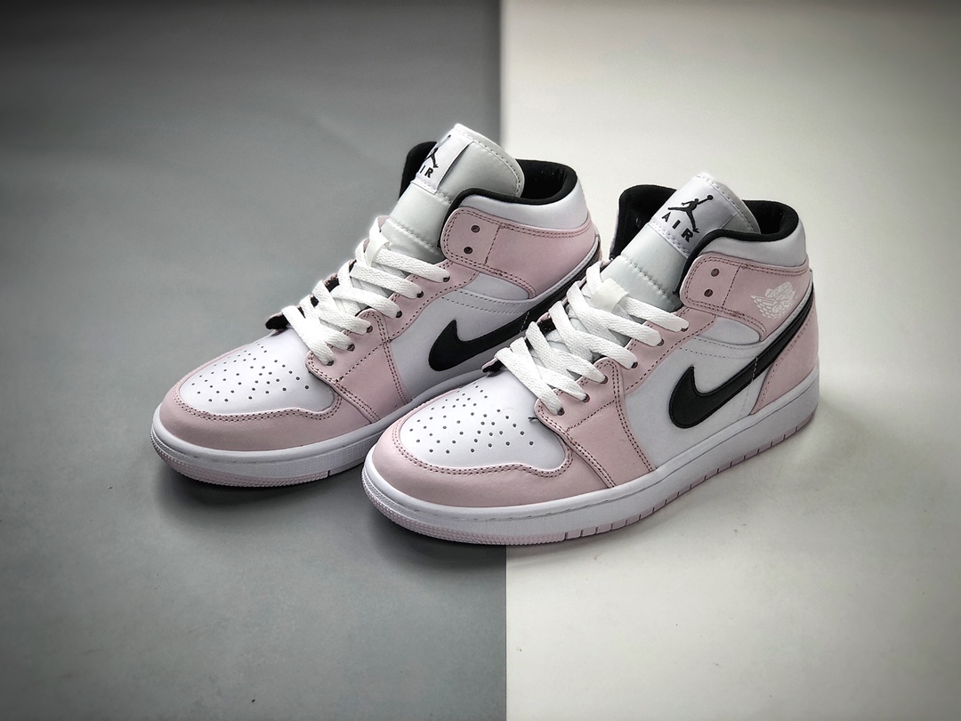 240  Air Jordan 1 Mid “Barely Rose” 希粉 淡紫罗兰 BQ6472-500