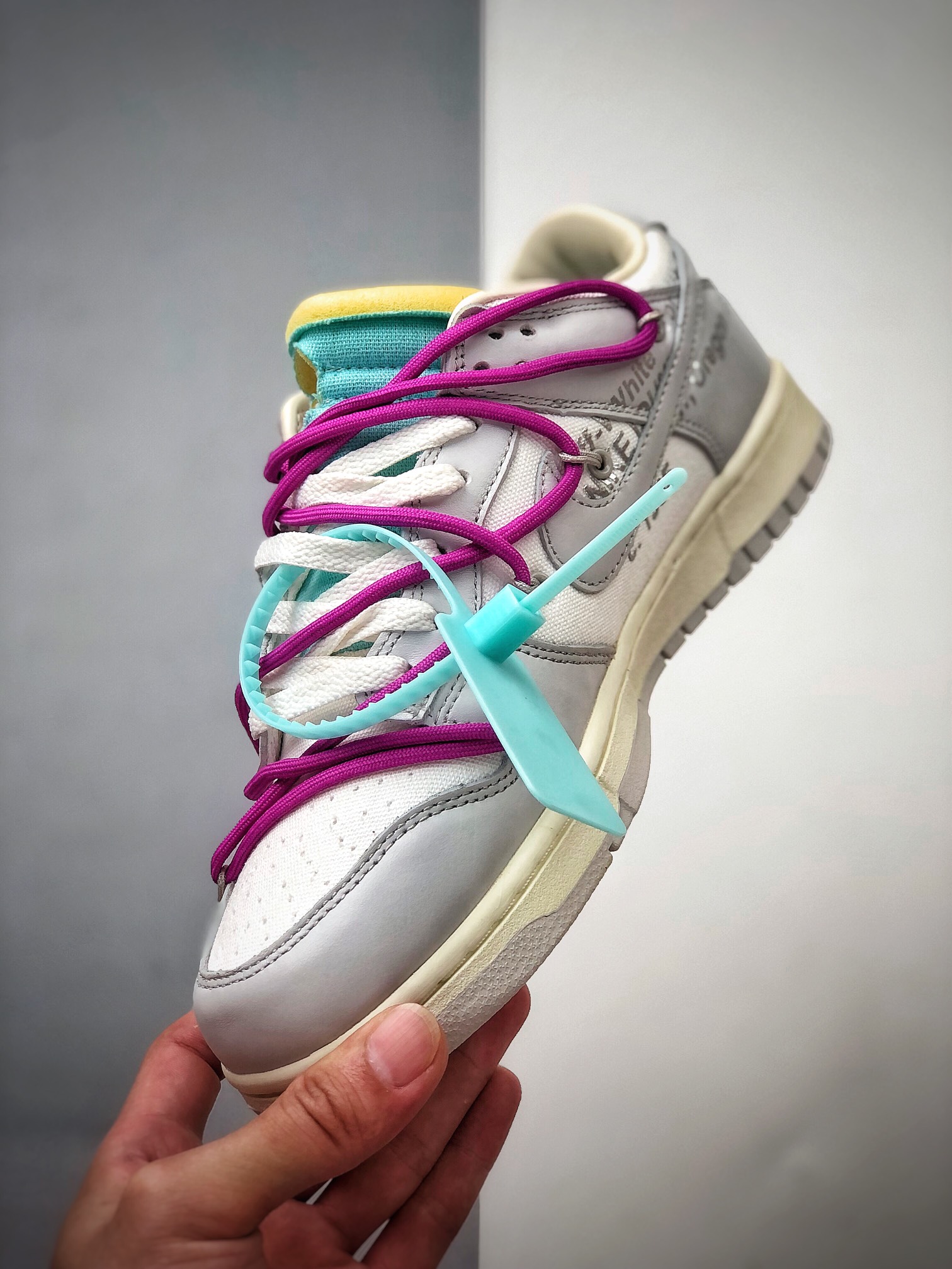 380  纯原版本 Nike 0ff-White x Nike DuNIKE Low“21 of 50”  OW  DM1602-100