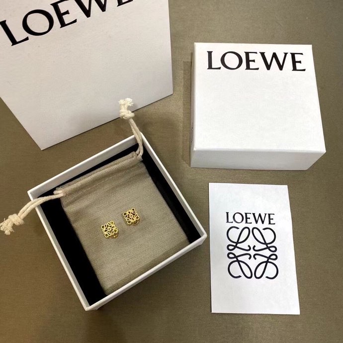Loewe 罗意威耳钉 细节如图 中国结耳钉【大量到货】 金色 罗意威的设计真的很厉害