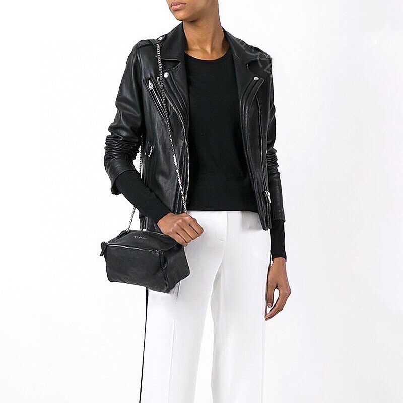 Givenchy Shoulder strap chain with leather version, upper body reference