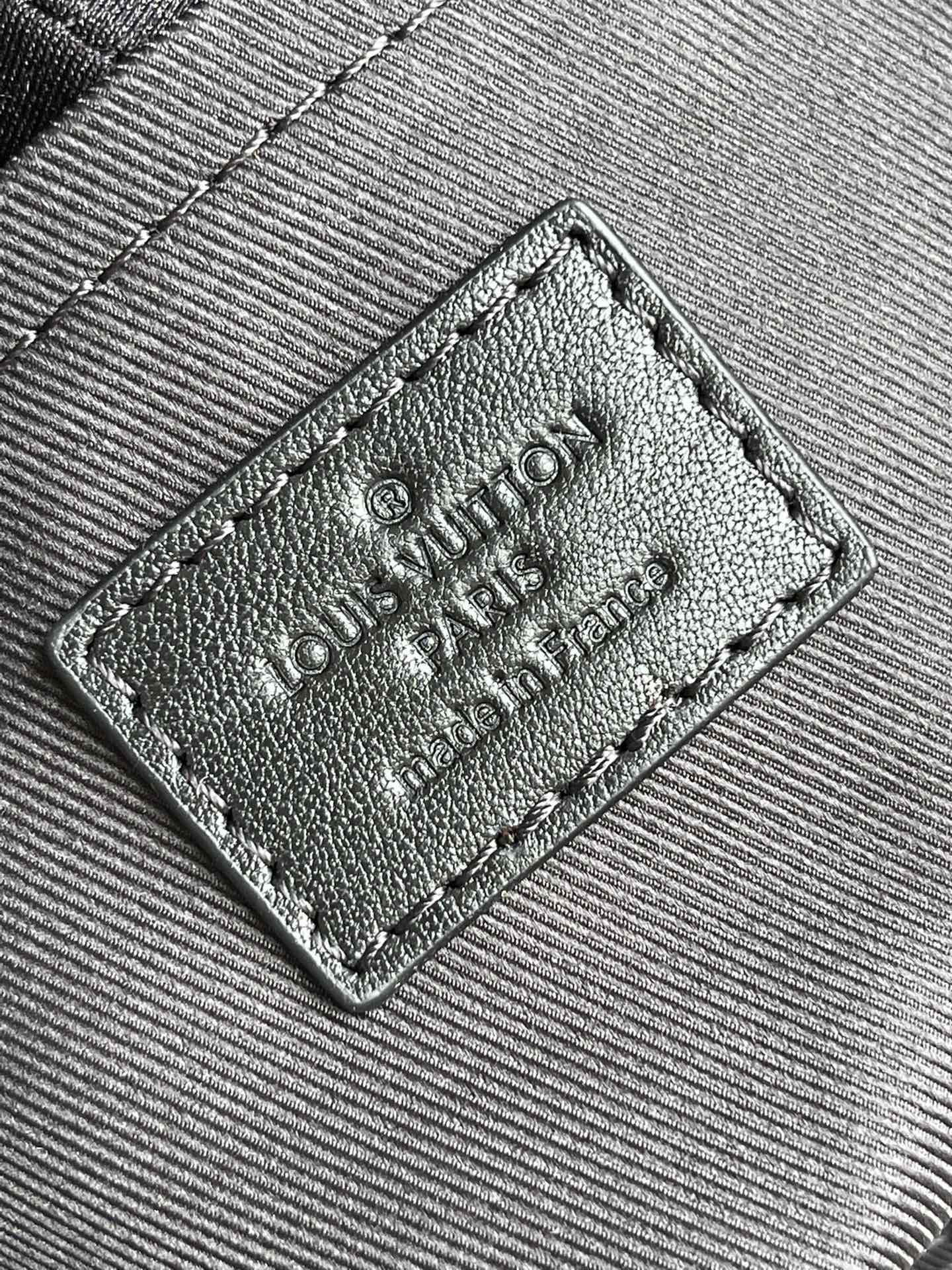 Louis Vuitton LV Cruiser Messenger邮差包 M57966