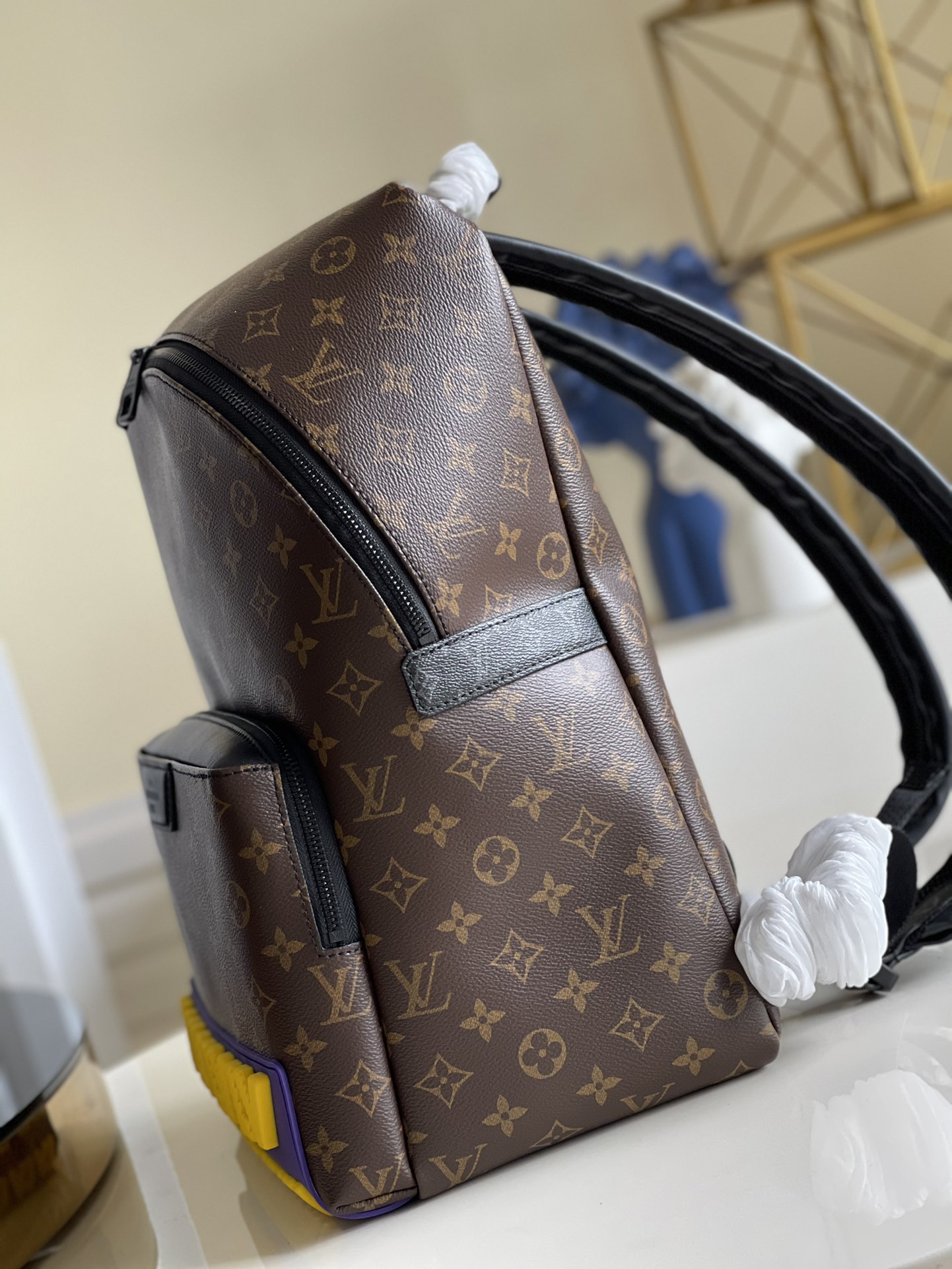 Louis Vuitton LV Discovery Backpack双肩包 M57965