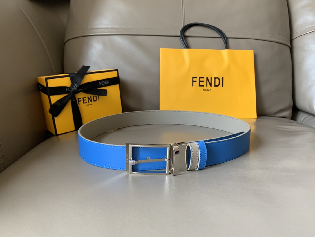 Fendi 五金做工精细 线条流畅 表面光滑 𝐙𝐏电镀工艺 香港通关【𝐇𝐀𝐀𝐒】 进口皮料