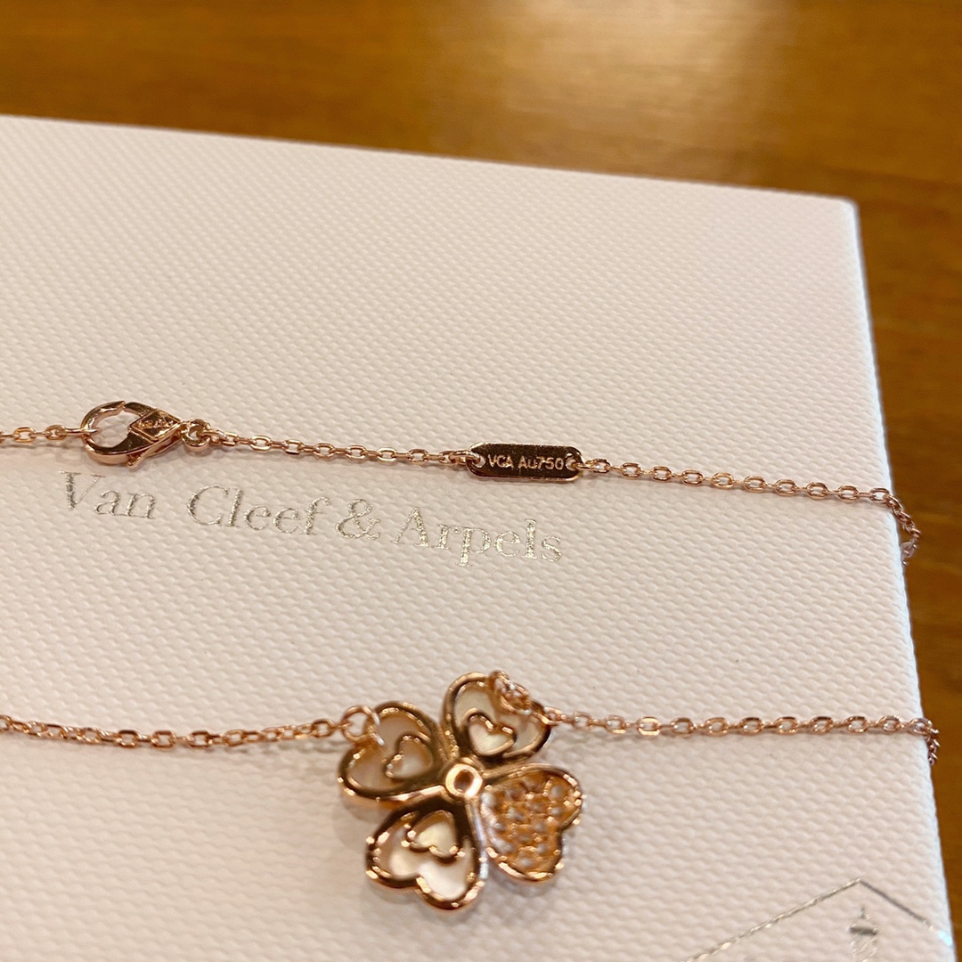 China Replica VCA Jewelry VCAES0403-4915