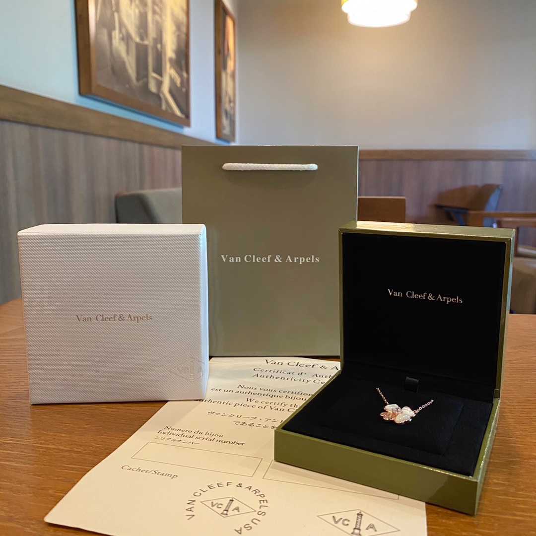 China Replica VCA Jewelry VCAES0403-4915