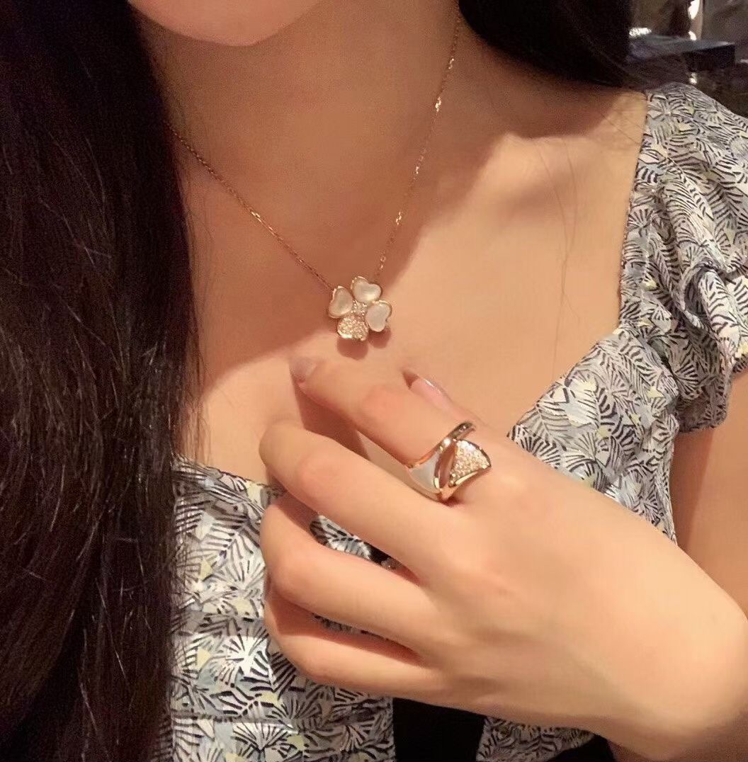 China Replica VCA Jewelry VCAES0403-4915