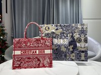 What 1:1 replica
 Dior Book Tote mirror quality
 Handbags Tote Bags Blue Red Embroidery
