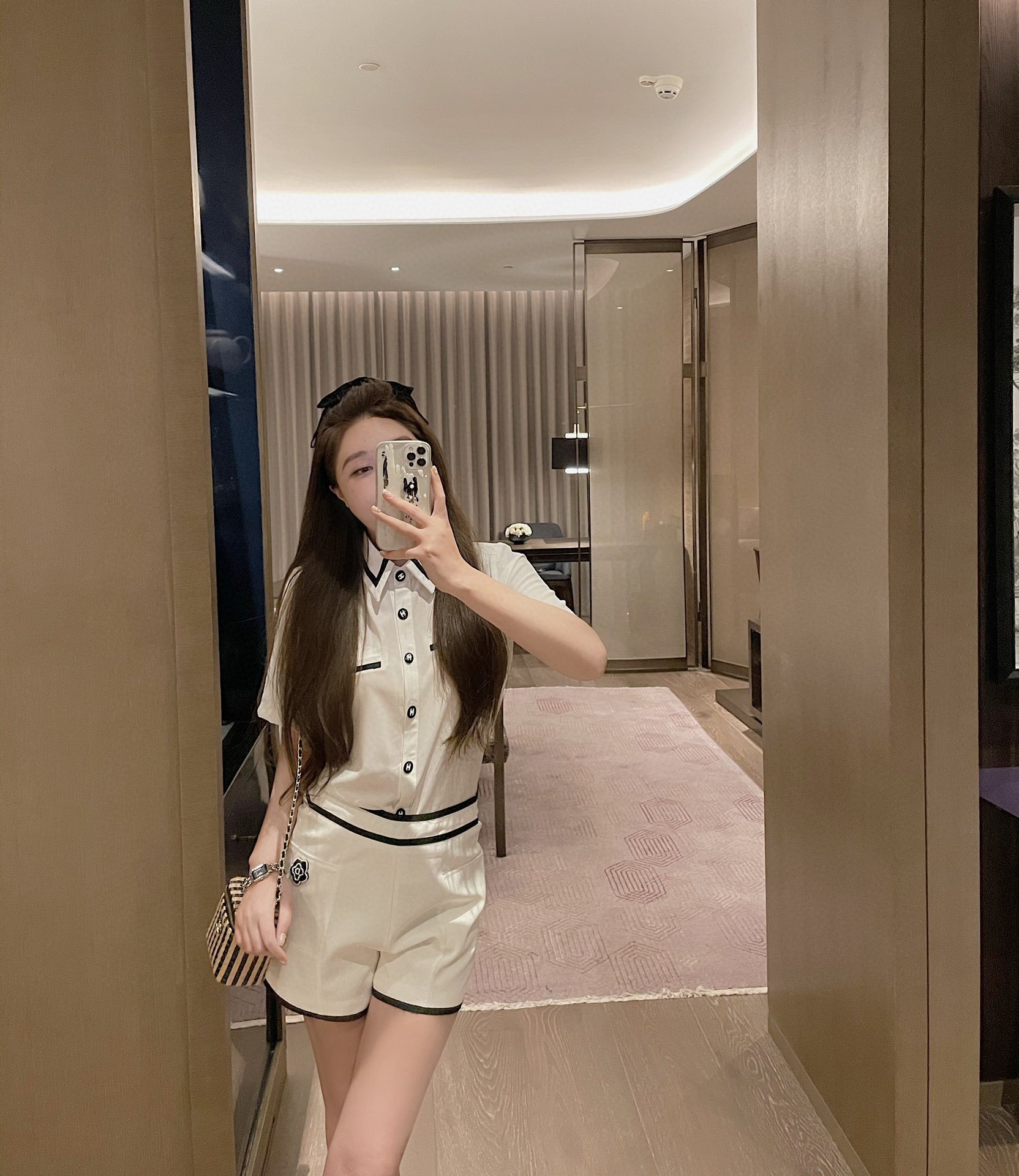 Chanel撞色套装白色SML白富美