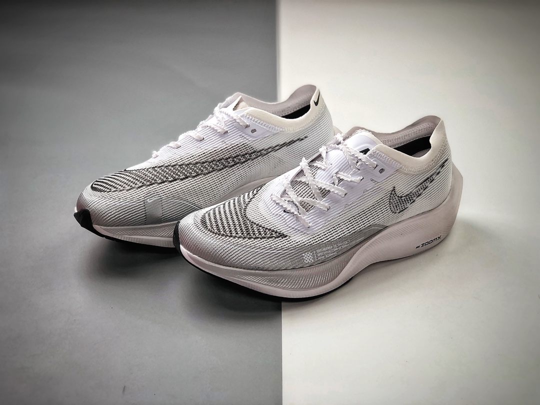 180 耐克Nike ZoomX Vaporfly Next% 马拉松跑步鞋CU4123-100