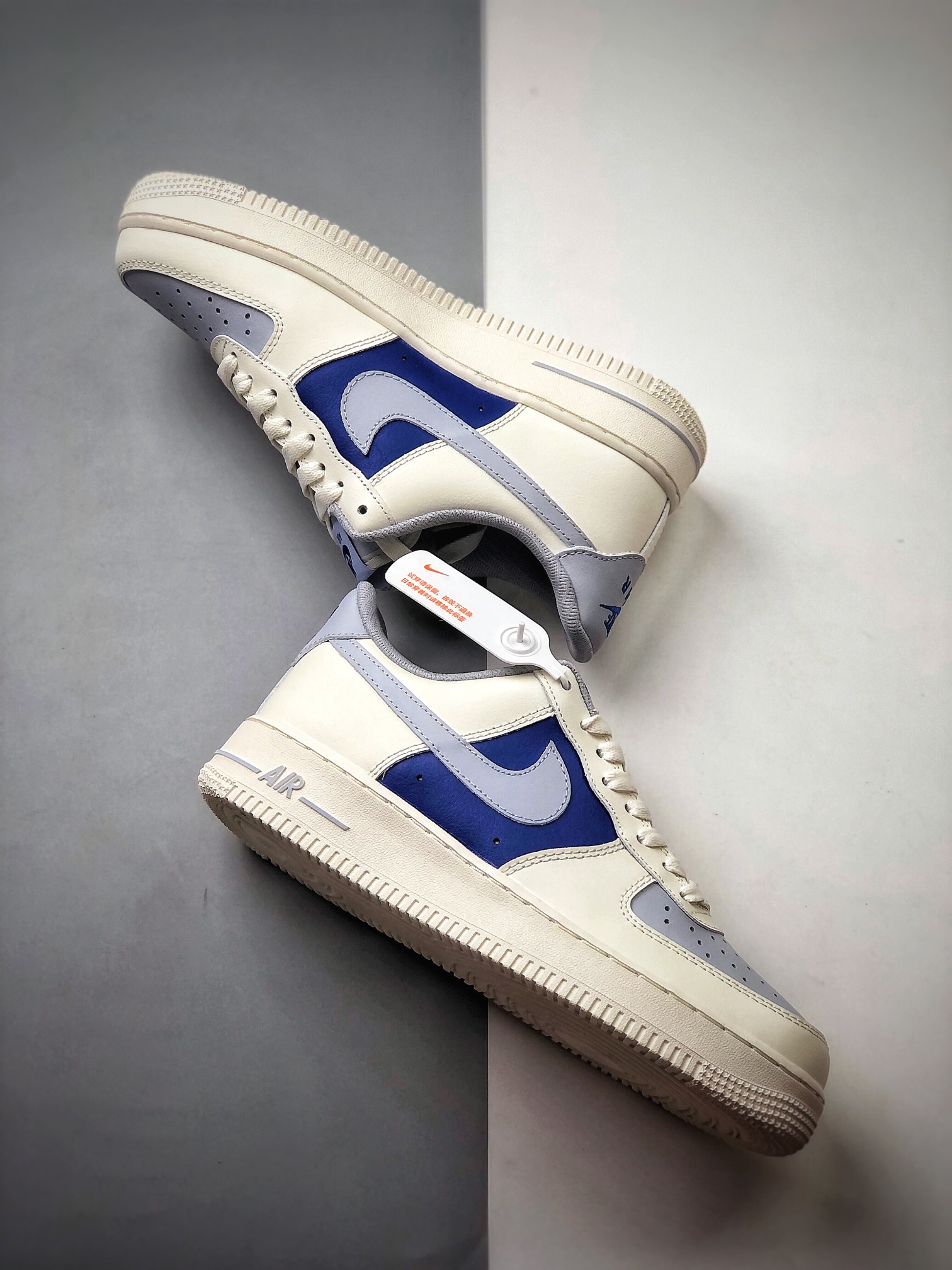 200 Air Force 1 Low ’07 奶白蓝原楦头原纸板 AQ3778-988