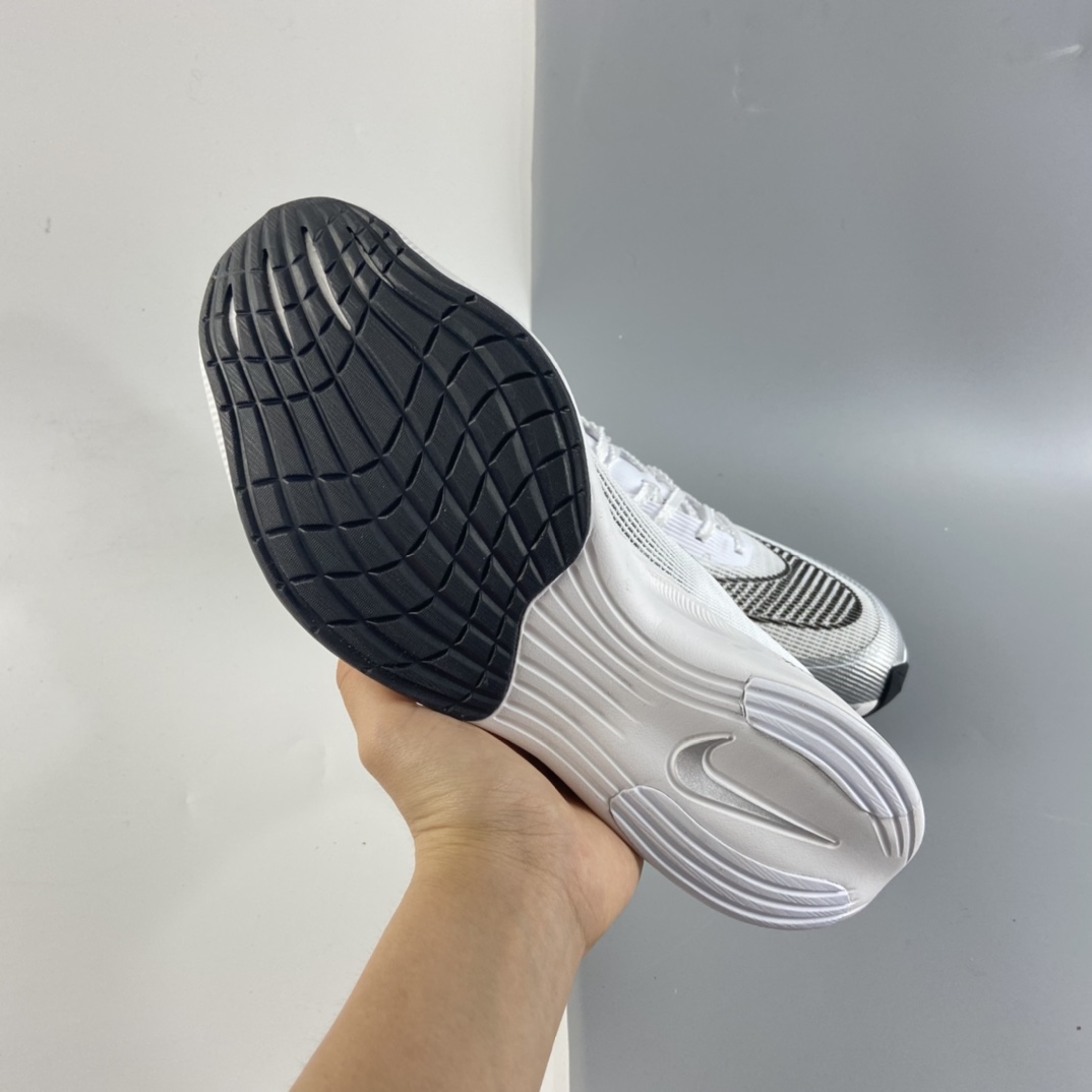 P180 NIKE ZoomX Vaporfly NEXT% 2 马拉松泡棉缓震运动慢跑鞋 CU4123-100