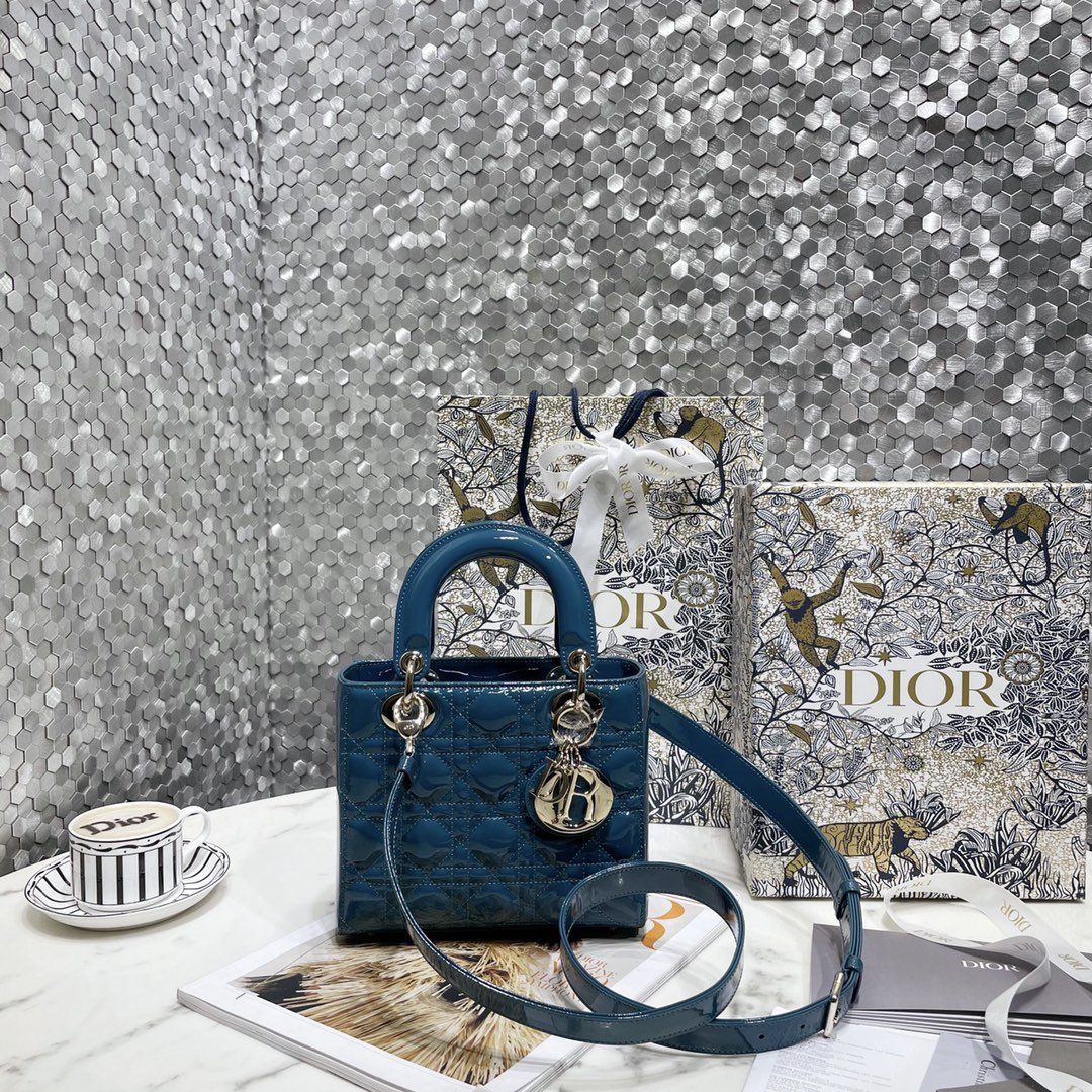 Dior Online
 Bags Handbags Gold Sewing Cowhide Lady