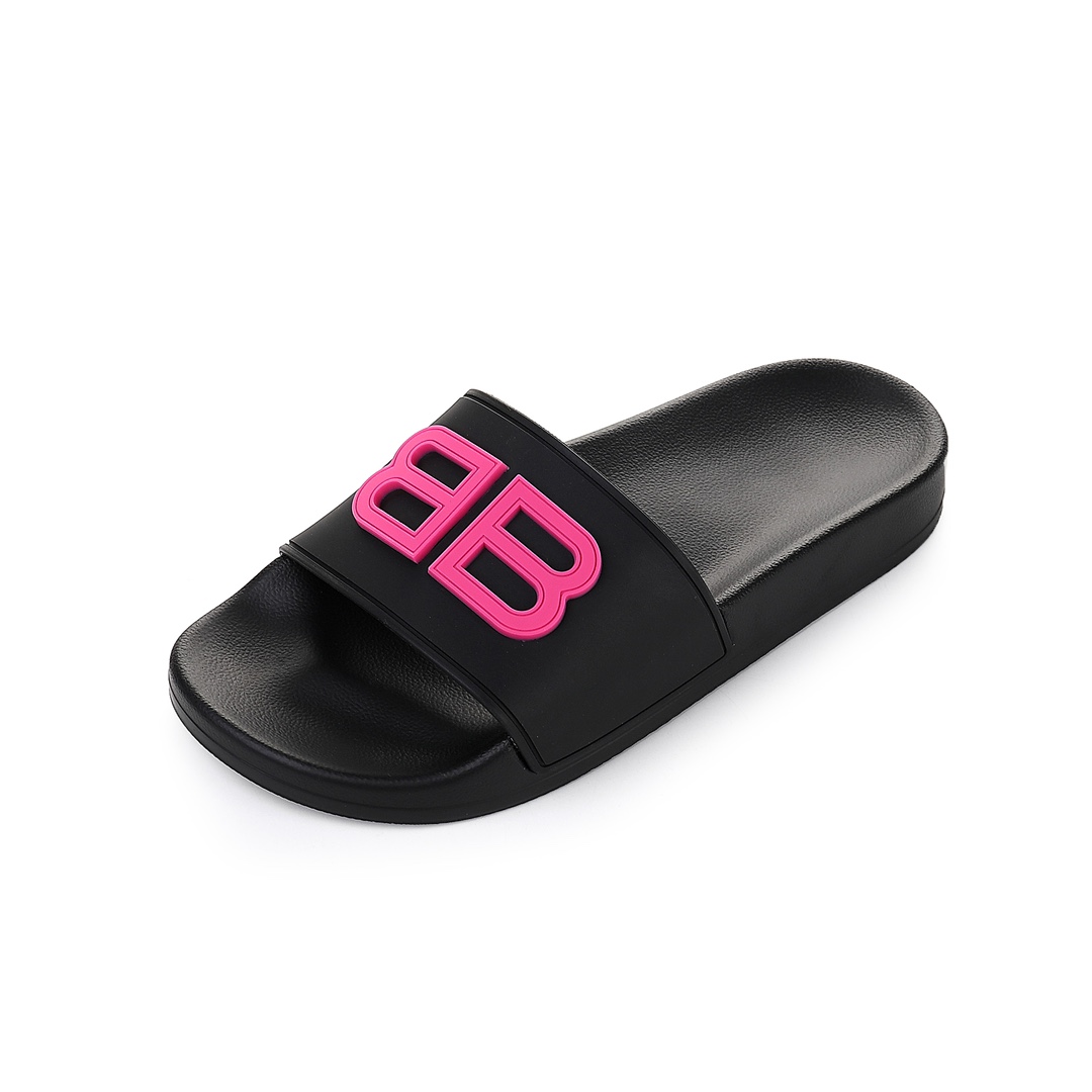 I0   Balenciaga 巴黎世家2021夏季新品、拖鞋式凉鞋。爆款现货发售🎉🎉原版购入开模，原版一致大底私模开版，鞋面原版TPU+内里布开模一字带特别包脚舒适，松口和勒脚都不会有脚感舒适升级版PU发泡脚床 ，记忆回弹所有的材质与工艺原版 100%一致顶级豪华全套包装