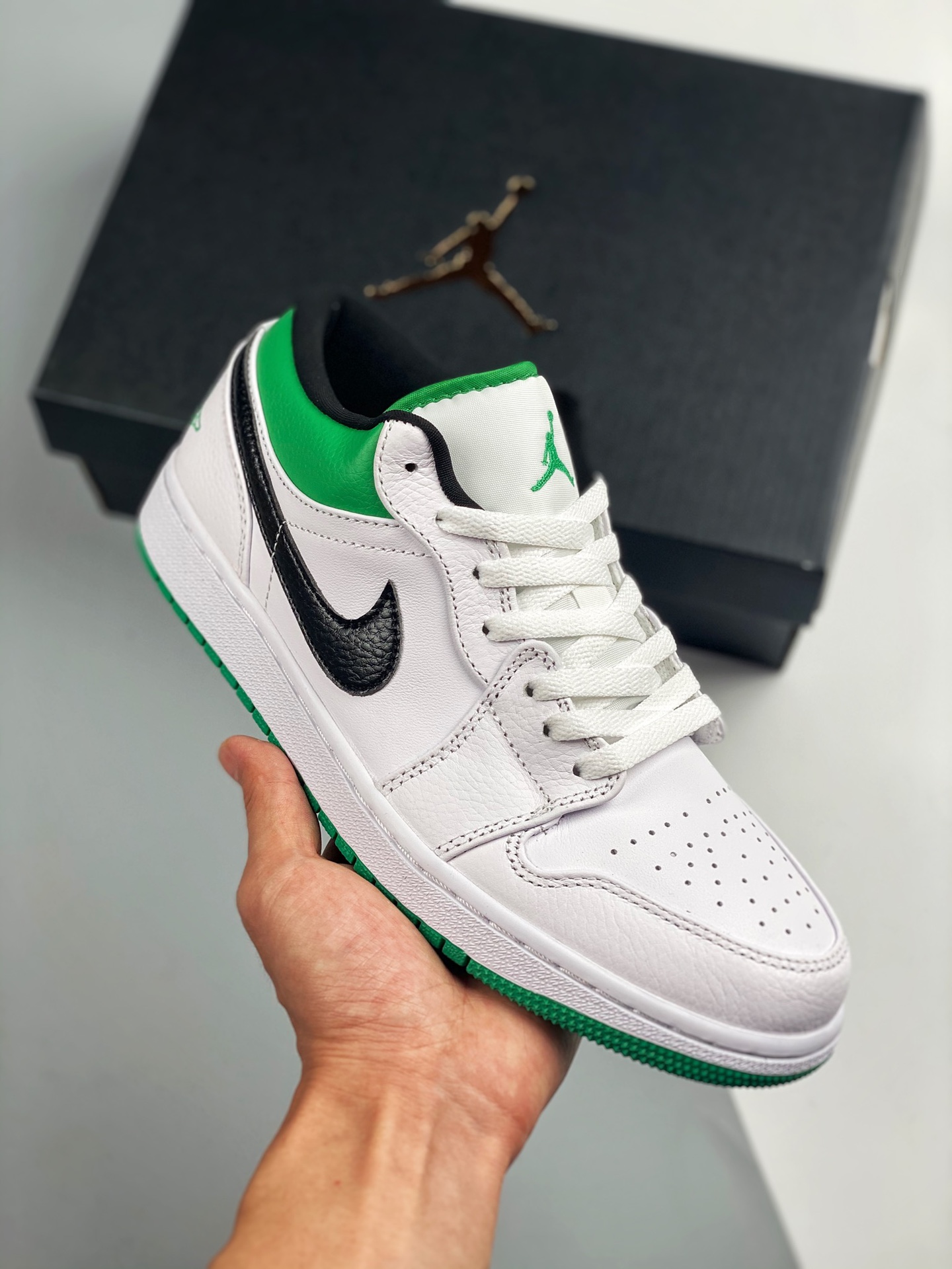 Air Jordan 1 Low blanco/verde, color oficial sincronizado, producto de nivel original, zapatos originales de la empresa…