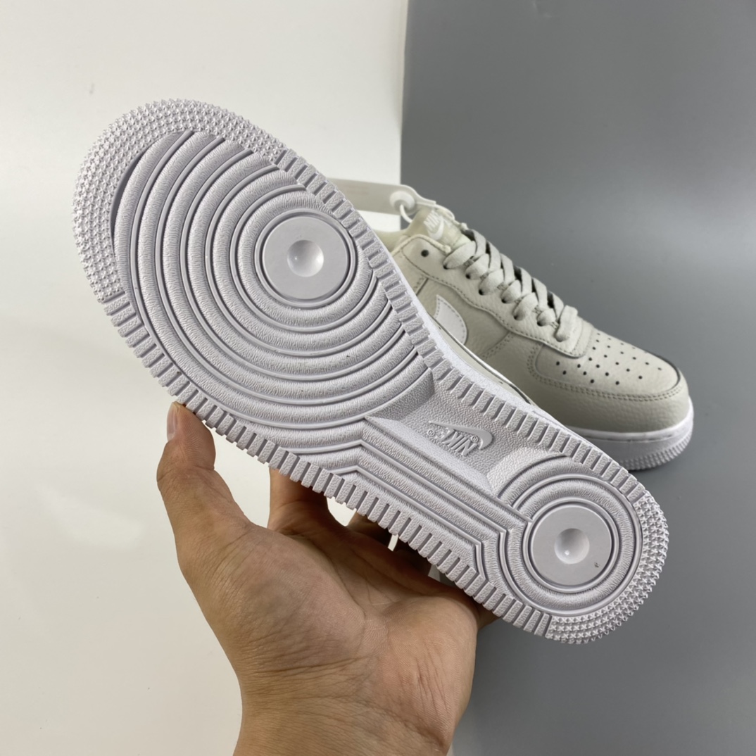 P200 NIKE Air Force 1’07 空军一号低帮休闲板鞋 CT2302-001