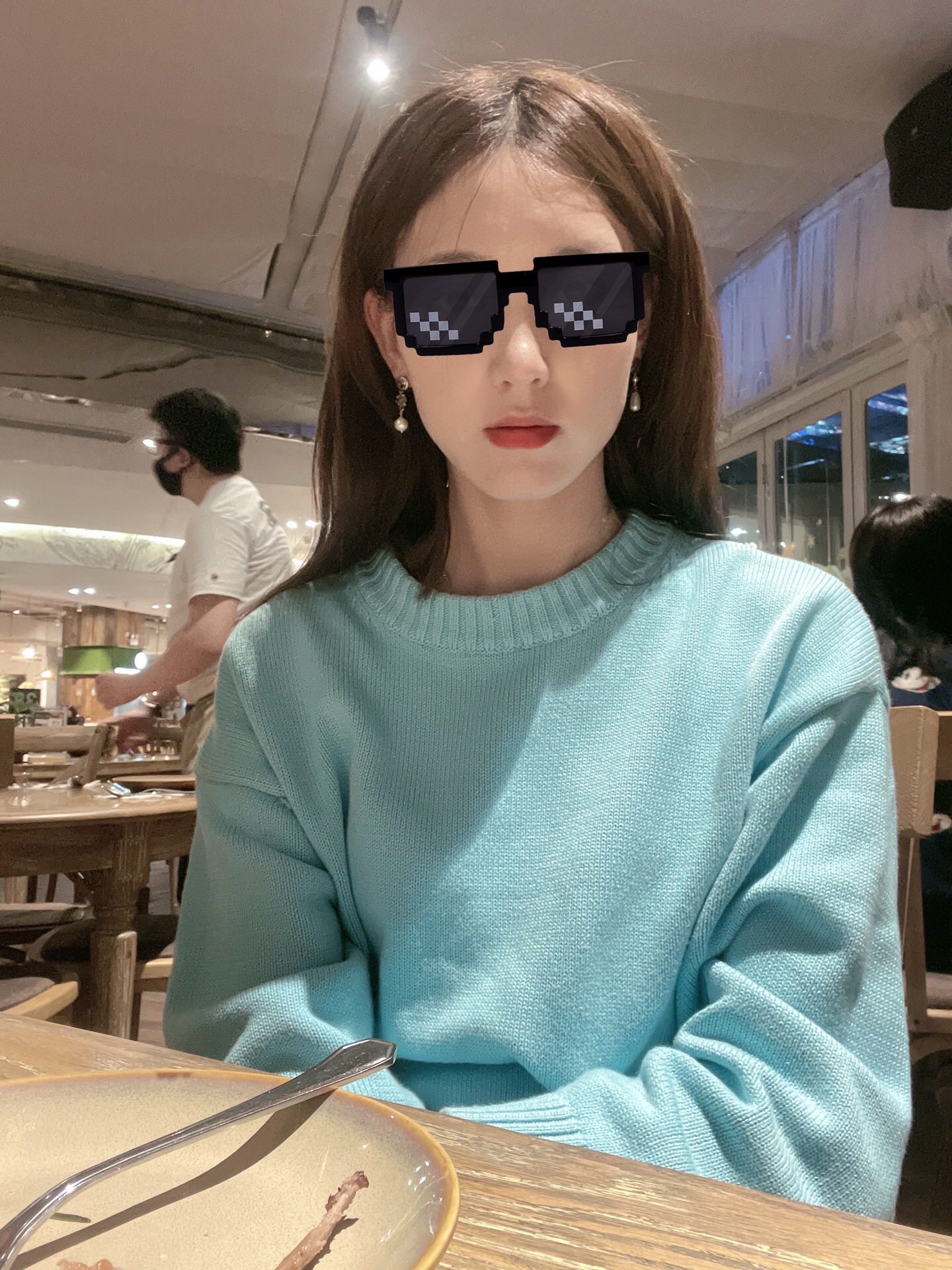 구찌 더블 G 비대칭 진주 귀걸이 상세 이미지 3