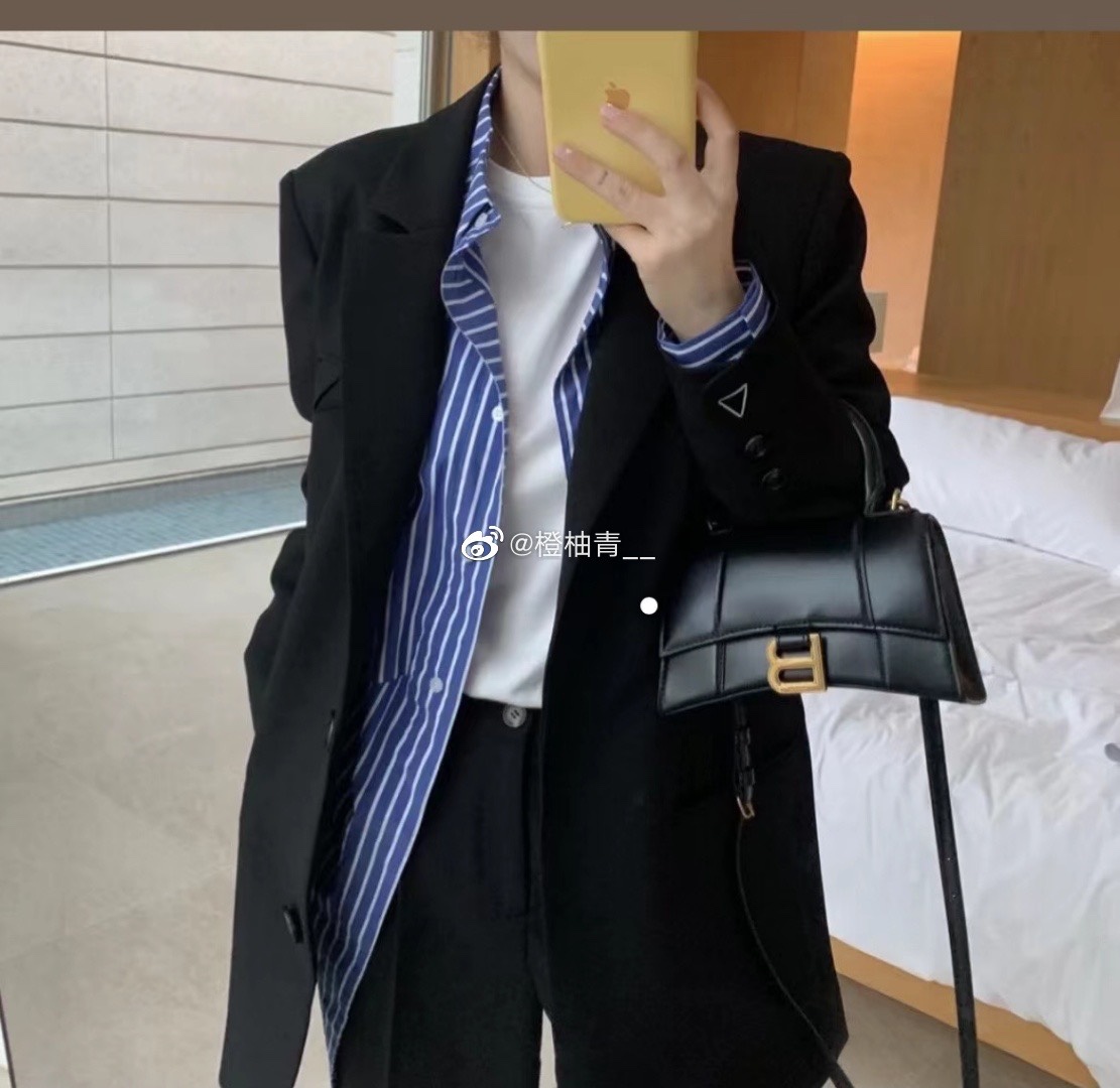 Balenciaga Hourglass S 23CM 平纹纹沙漏包 593546黑色/金扣