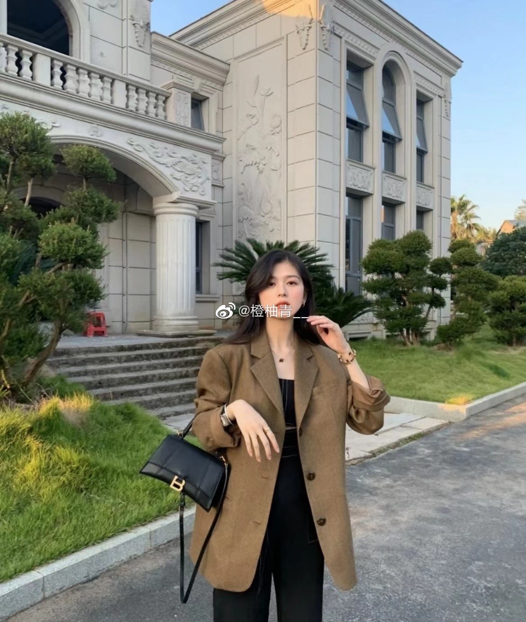 Balenciaga Hourglass S 23CM 平纹纹沙漏包 593546黑色/金扣