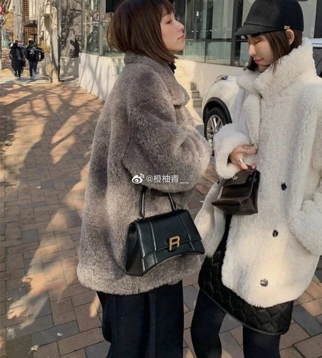 Balenciaga Hourglass S 23CM 平纹纹沙漏包 593546黑色/金扣