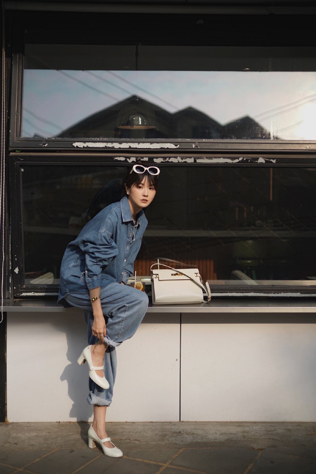 Ysl 𝑴𝒂𝒏𝒉𝒂𝒕𝒕𝒂𝒏 29CM曼哈顿法棍包 579271白色牙签纹金扣