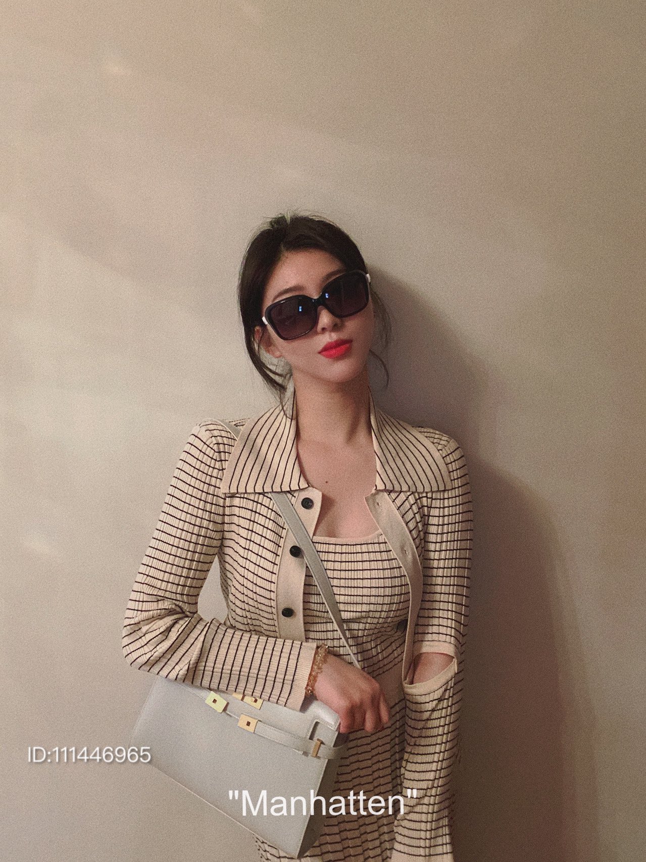 Ysl 𝑴𝒂𝒏𝒉𝒂𝒕𝒕𝒂𝒏 29CM曼哈顿法棍包 579271白色牙签纹金扣