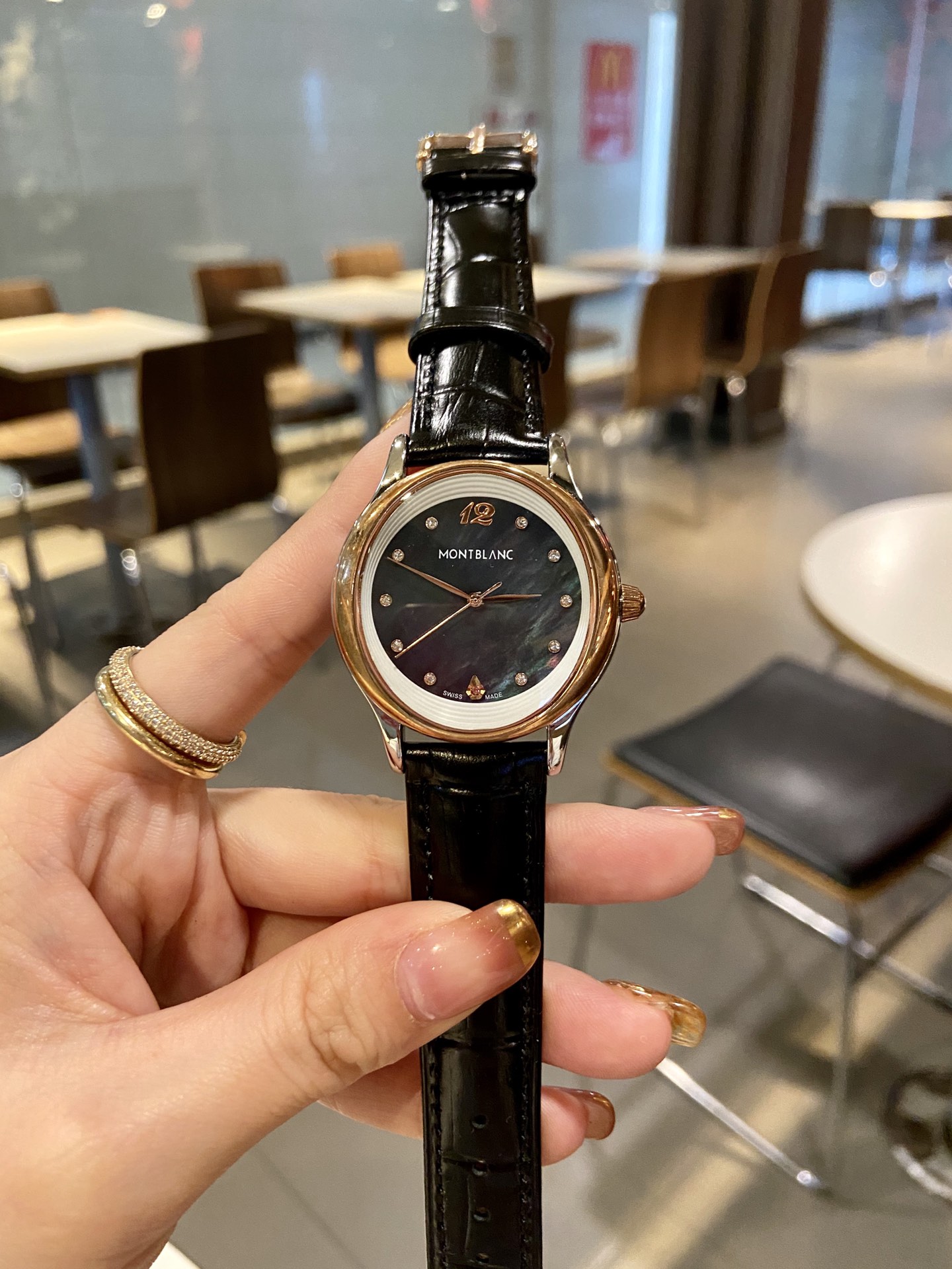 Luxury Watches and Belts: Marlboro and Montblanc Collections for Elegance and Durability - 图片 4