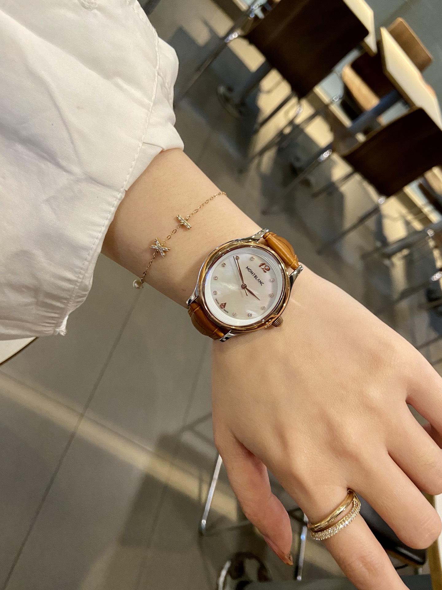 Luxury Watches and Belts: Marlboro and Montblanc Collections for Elegance and Durability - 图片 7