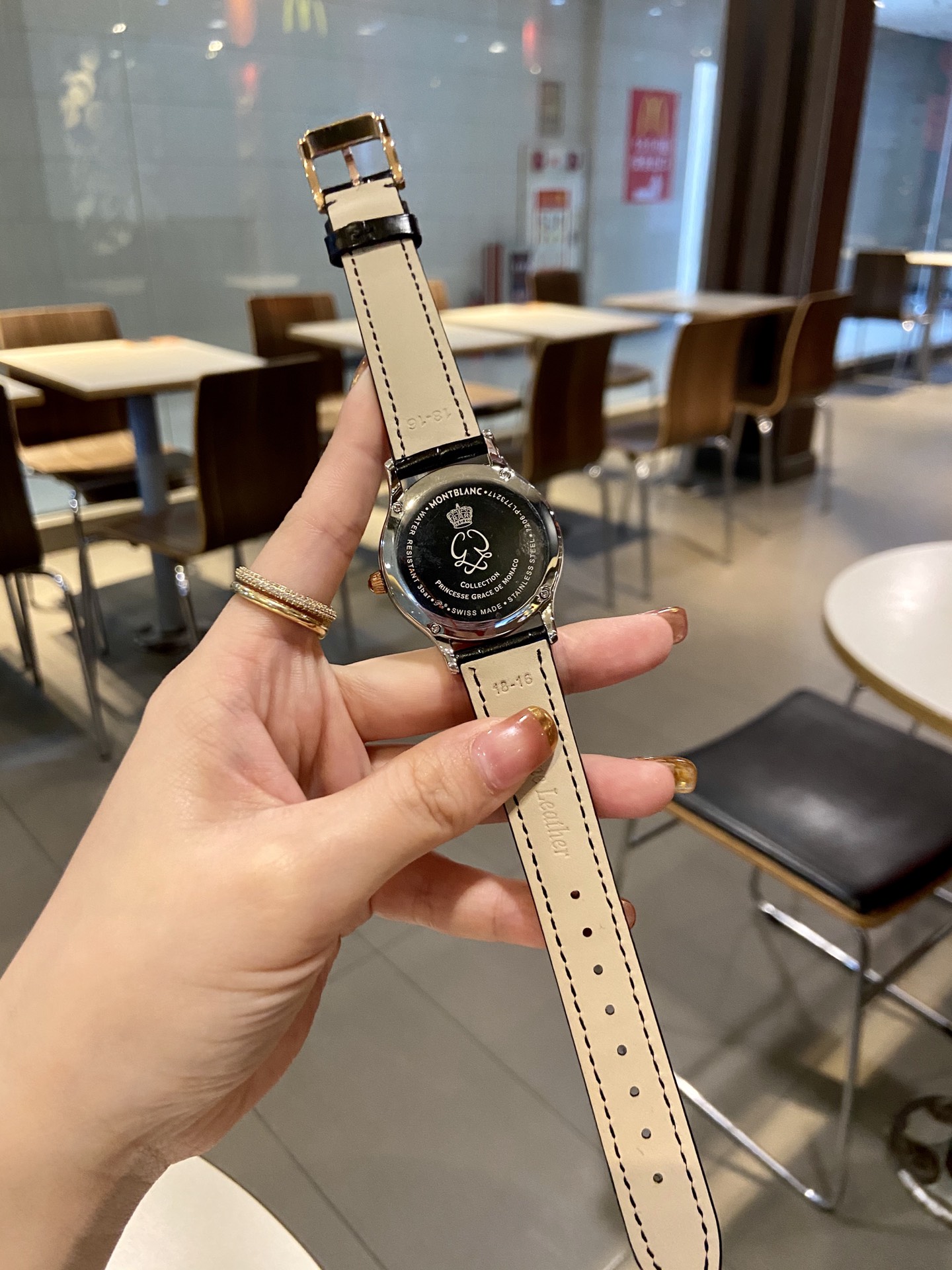 Luxury Watches and Belts: Marlboro and Montblanc Collections for Elegance and Durability - 图片 5