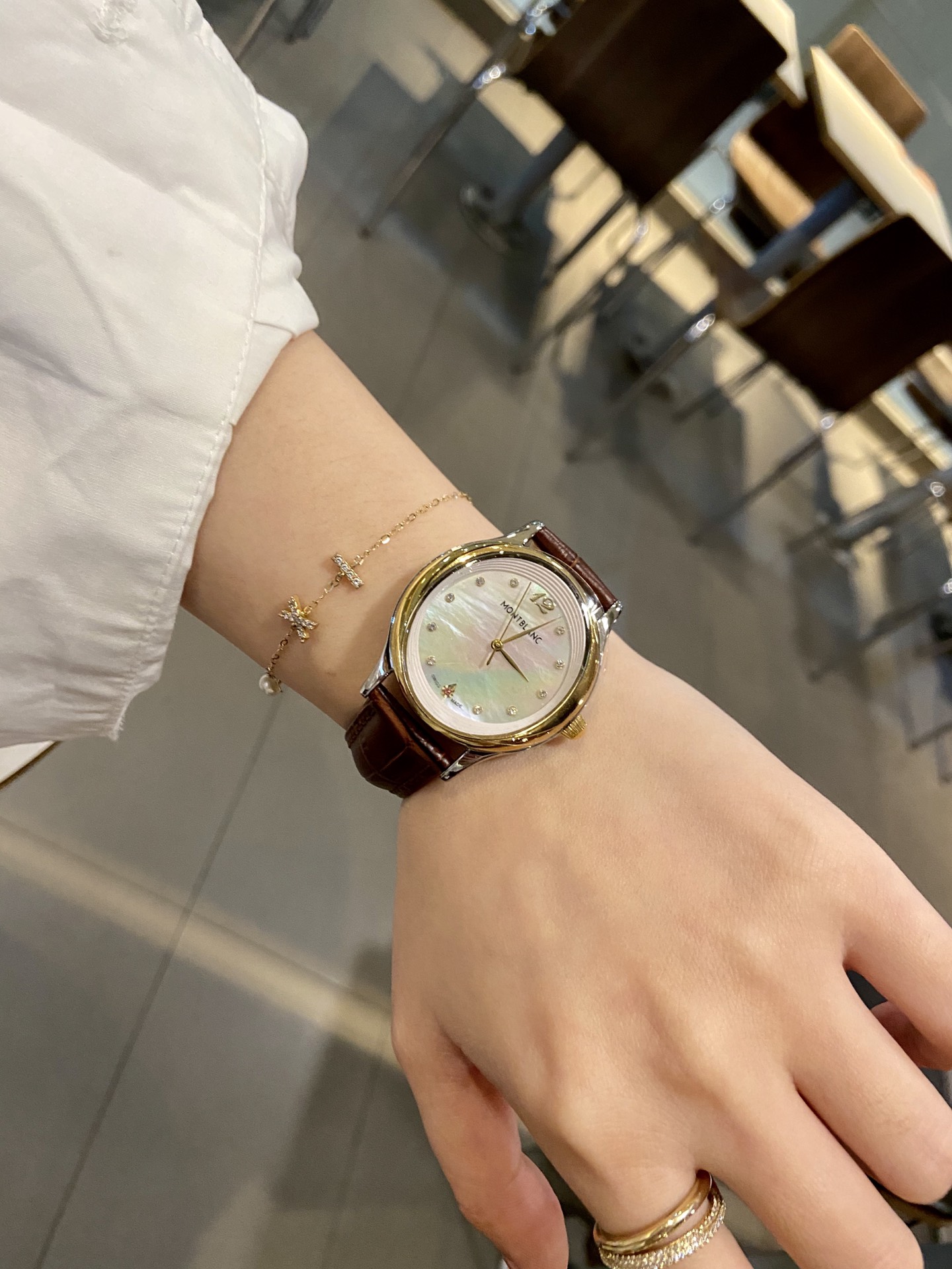 Luxury Watches and Belts: Marlboro and Montblanc Craft Noble Timepieces and Comfortable Accessories - 图片 6