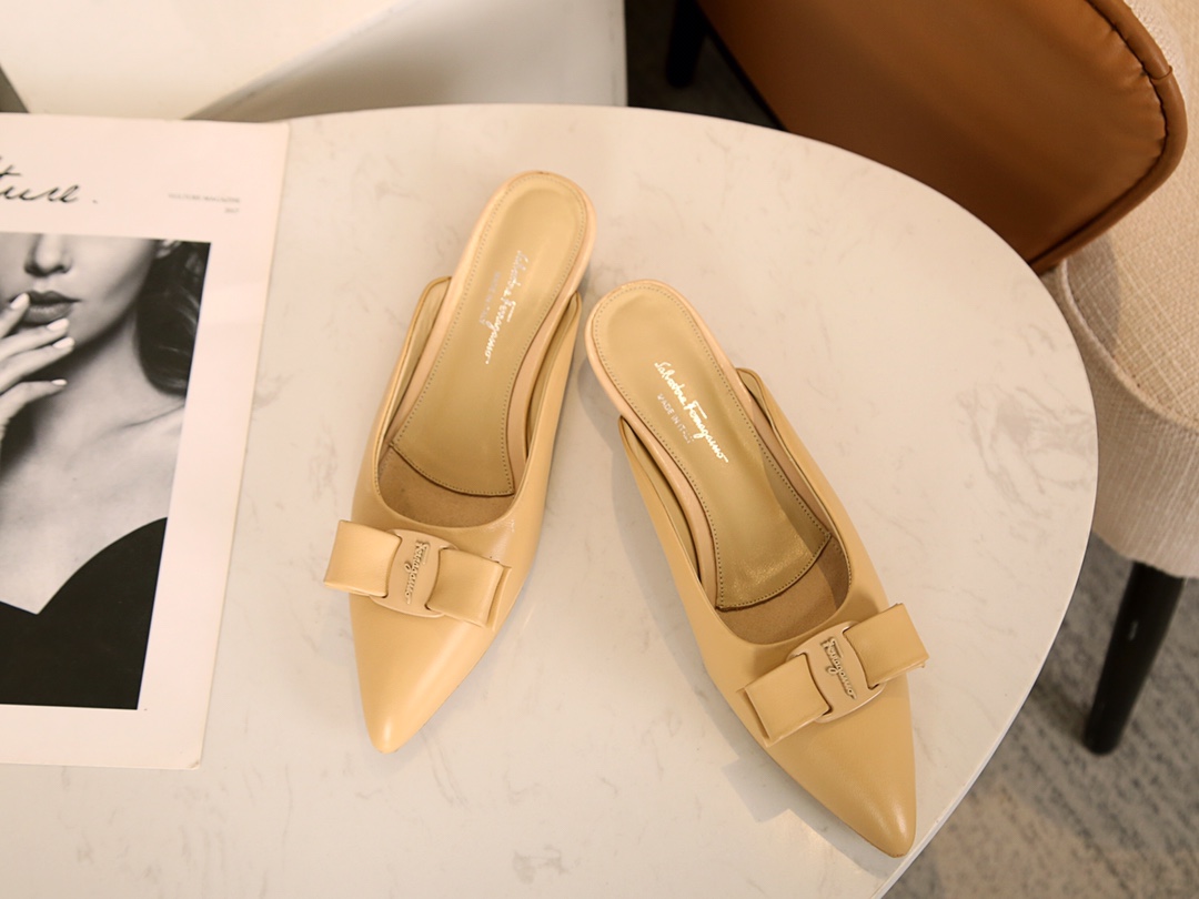 [ Salvatore Ferragamo Viva 2.0 Ferragamo gota talón abierto zapatos sandalias FILA nueva serie VIVA 